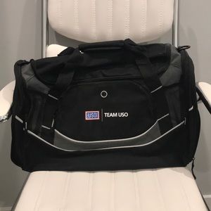 NWOT Team USO Gym Duffel Bag
